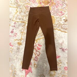 Lululemon Align High Rise 28” in Brown. Size 6
